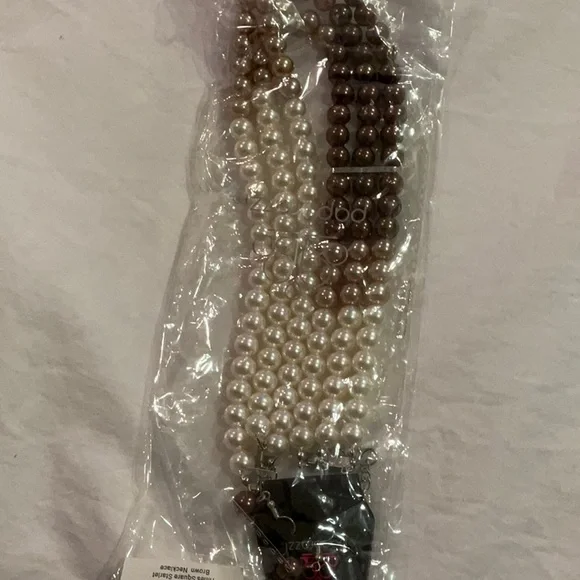 Brown Starlet pearl necklace and earrings 91b - Picture 4 of 4